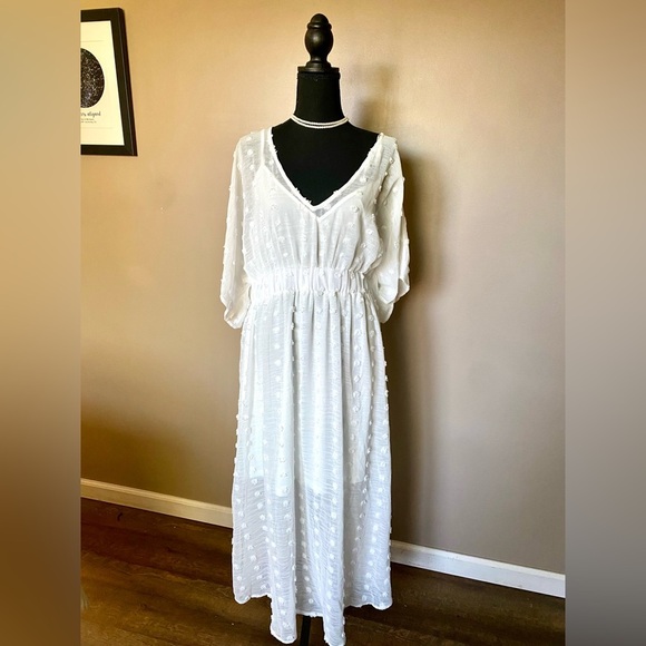 ARULA Dresses & Skirts - ARULA White Swiss Dot Maxi Dress beach semi-sheer vacation EUC boho sz A (XL)